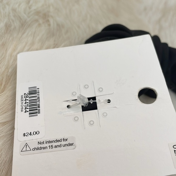 Express Ruched Black Headband. NWT - Picture 2 of 3